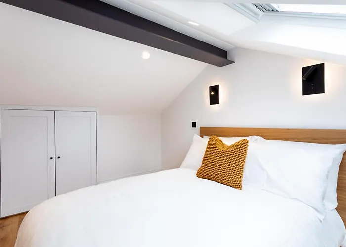 Coleherne Road Residence X